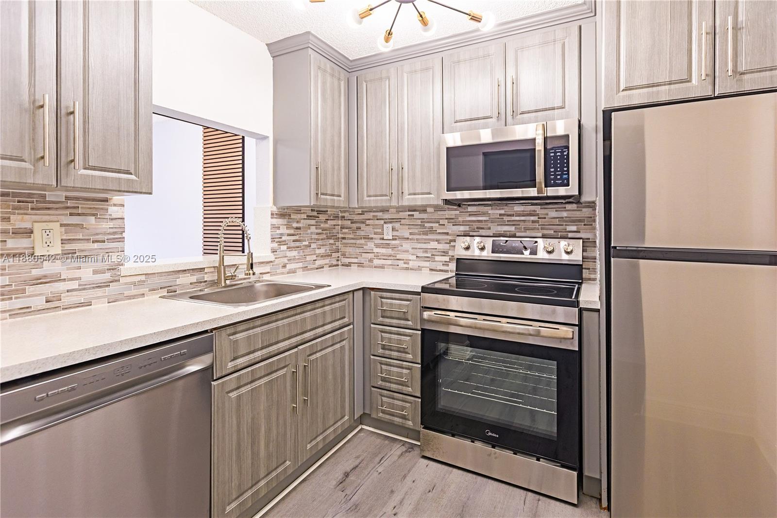 MALKY CONDO - Residential Lease