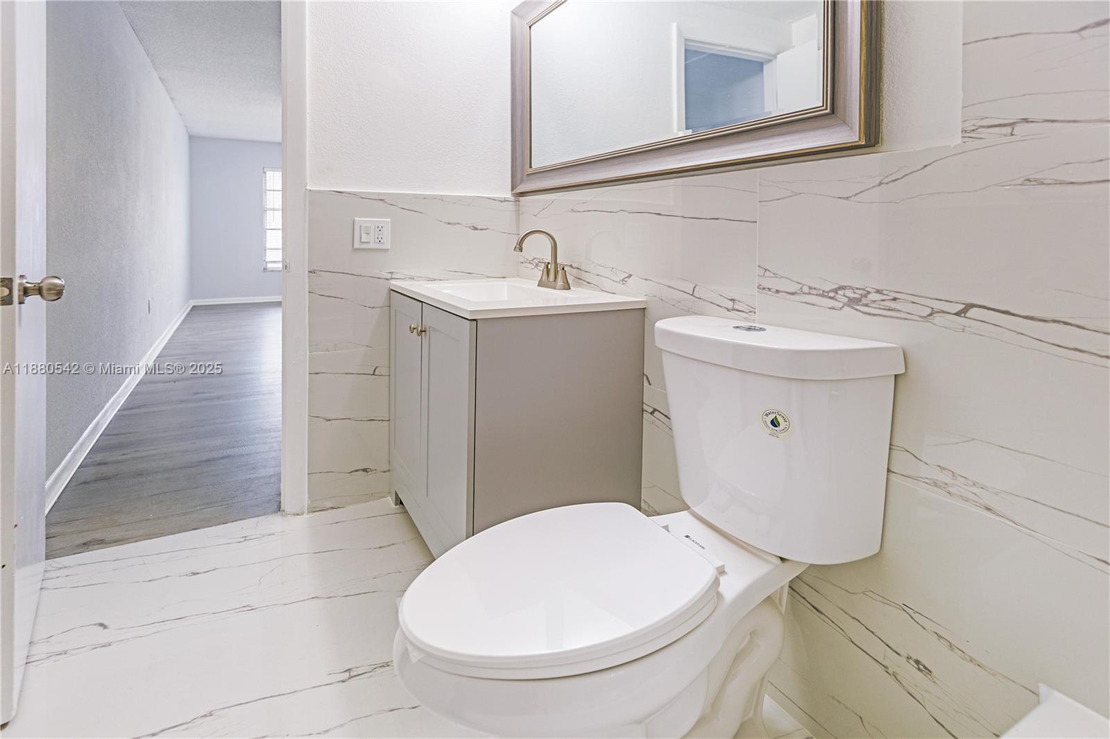 MALKY CONDO - Residential Lease