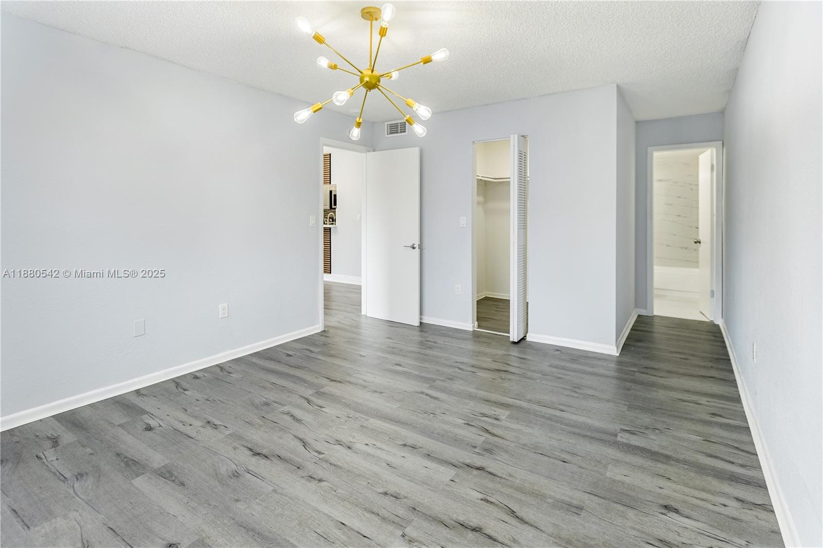 MALKY CONDO - Residential Lease