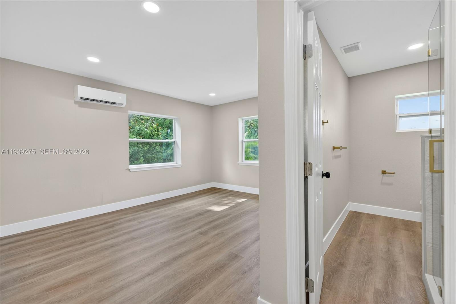 Belle Aire Lagoon - Residential