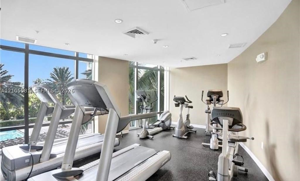 1755 E Hallandale Beach Blvd 1506E