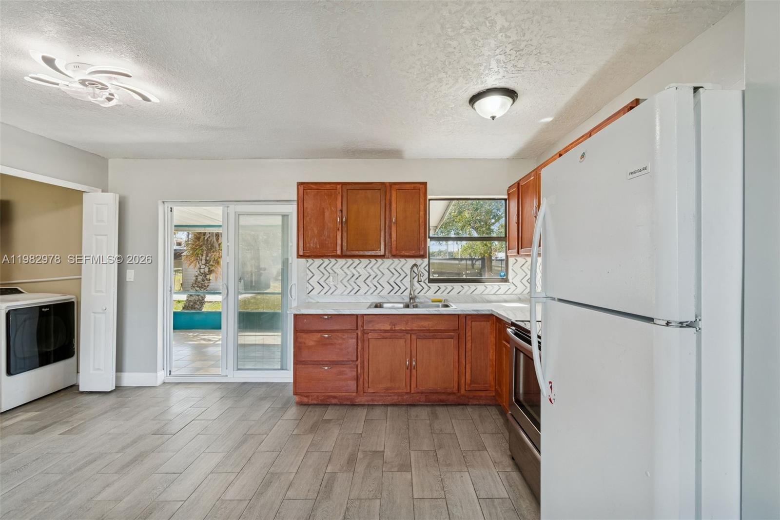 ROLLING GREEN RIDGE - Residential