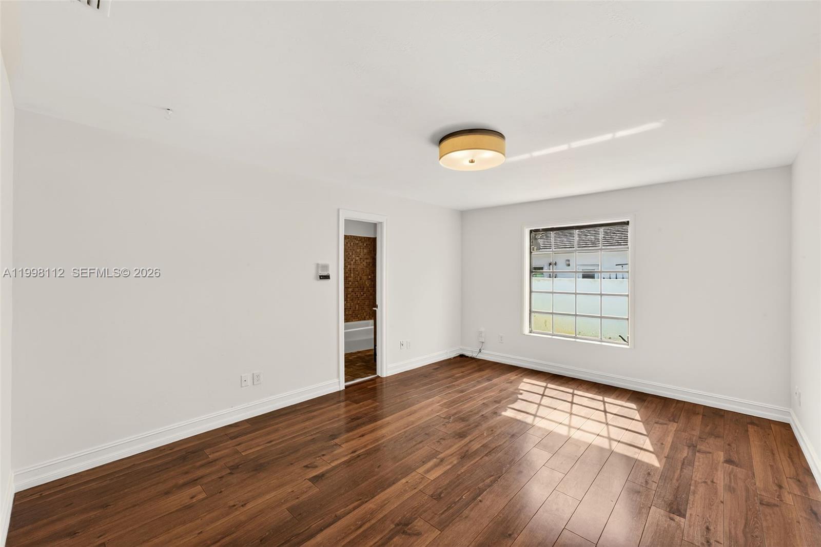 J G HEADS FARMS UNIT A - Residential Lease