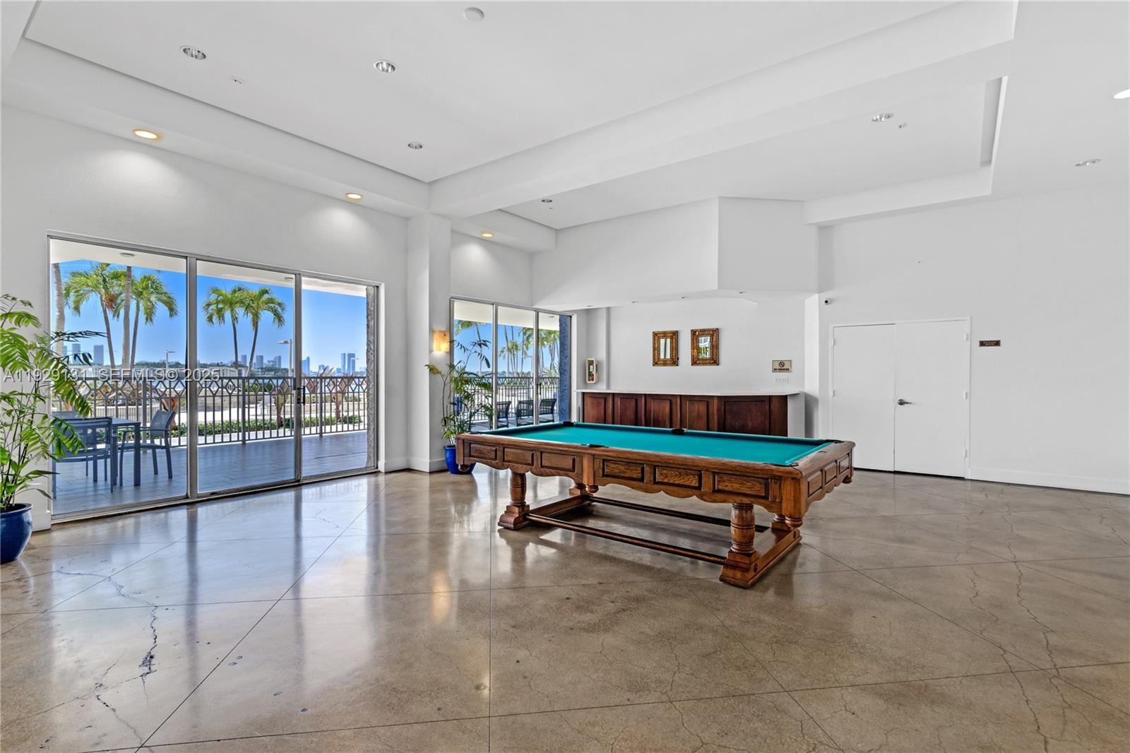 SOUTH BAY CLUB CONDO - Residential Lease