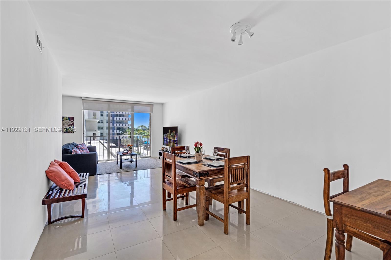 SOUTH BAY CLUB CONDO - Residential Lease