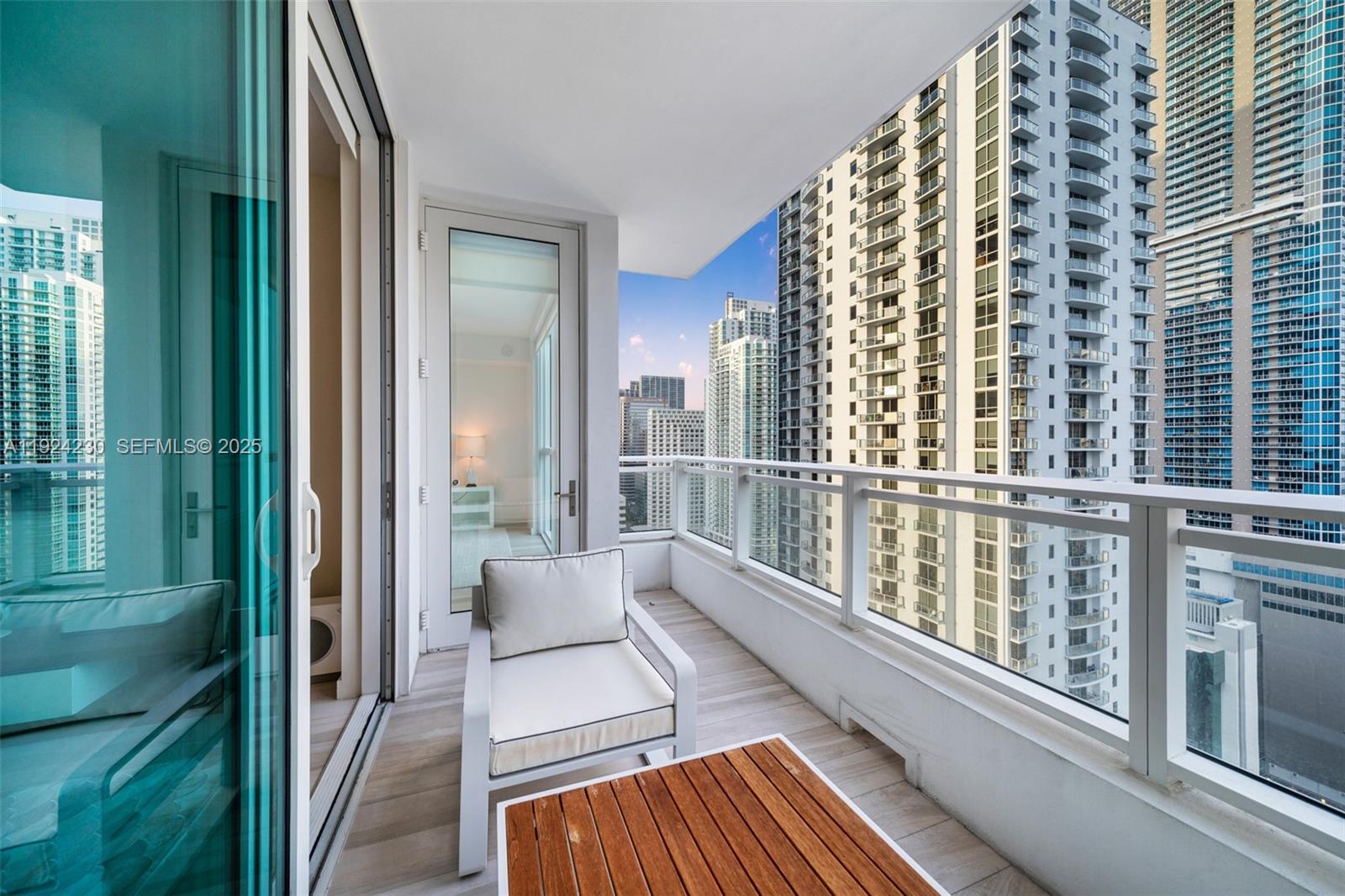1080 Brickell Ave 2706
