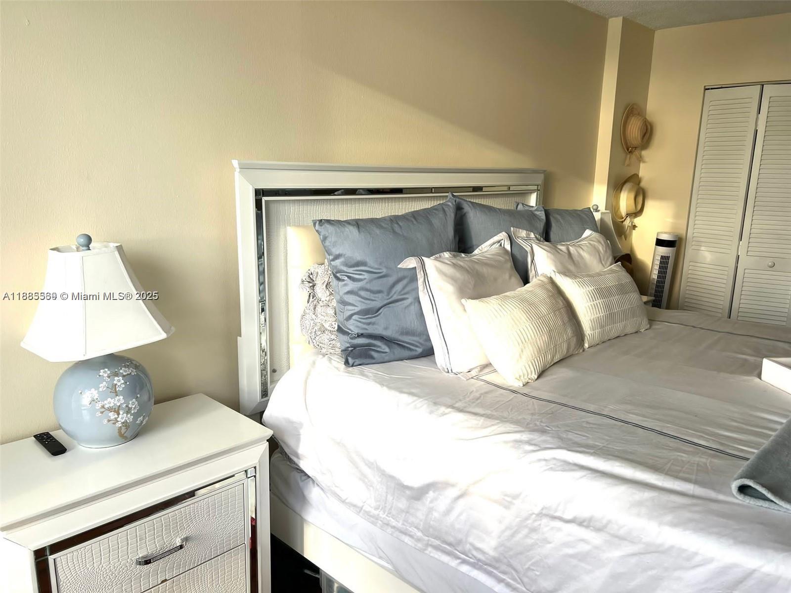 ALLINGTON TOWERS CONDO - Residential