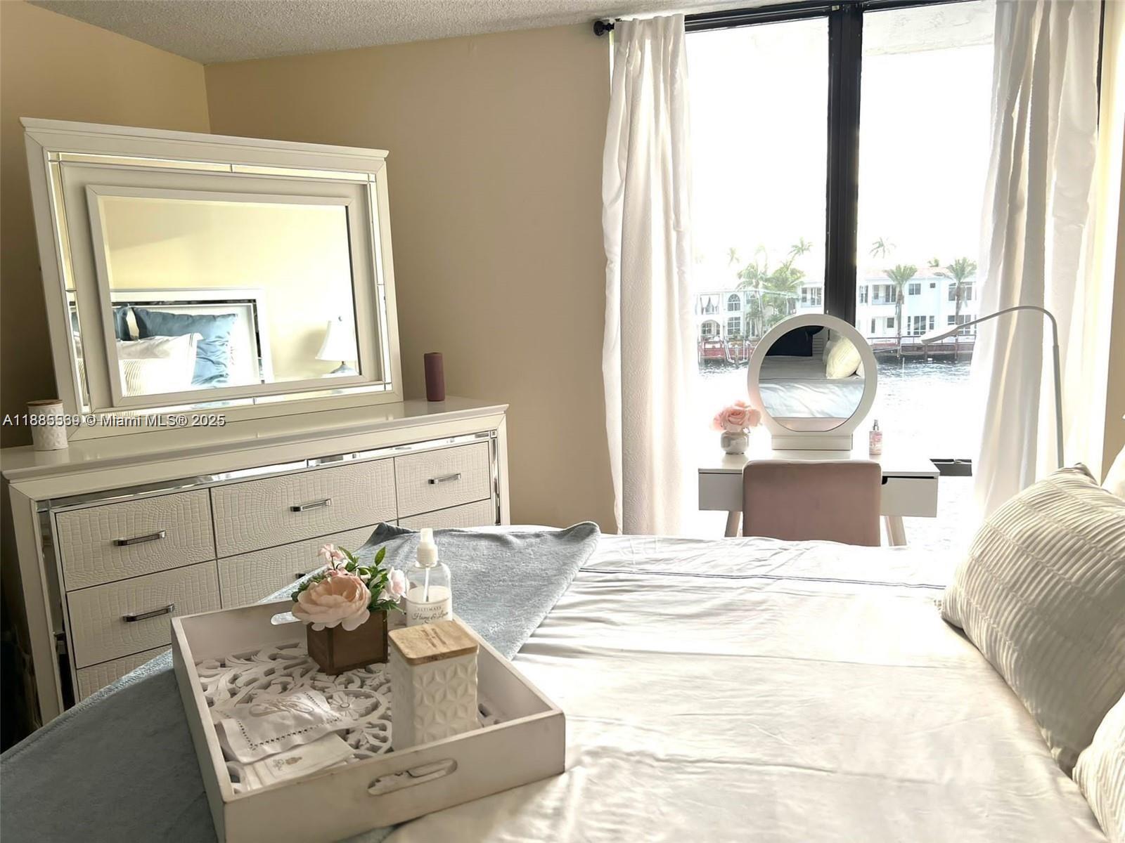 ALLINGTON TOWERS CONDO - Residential