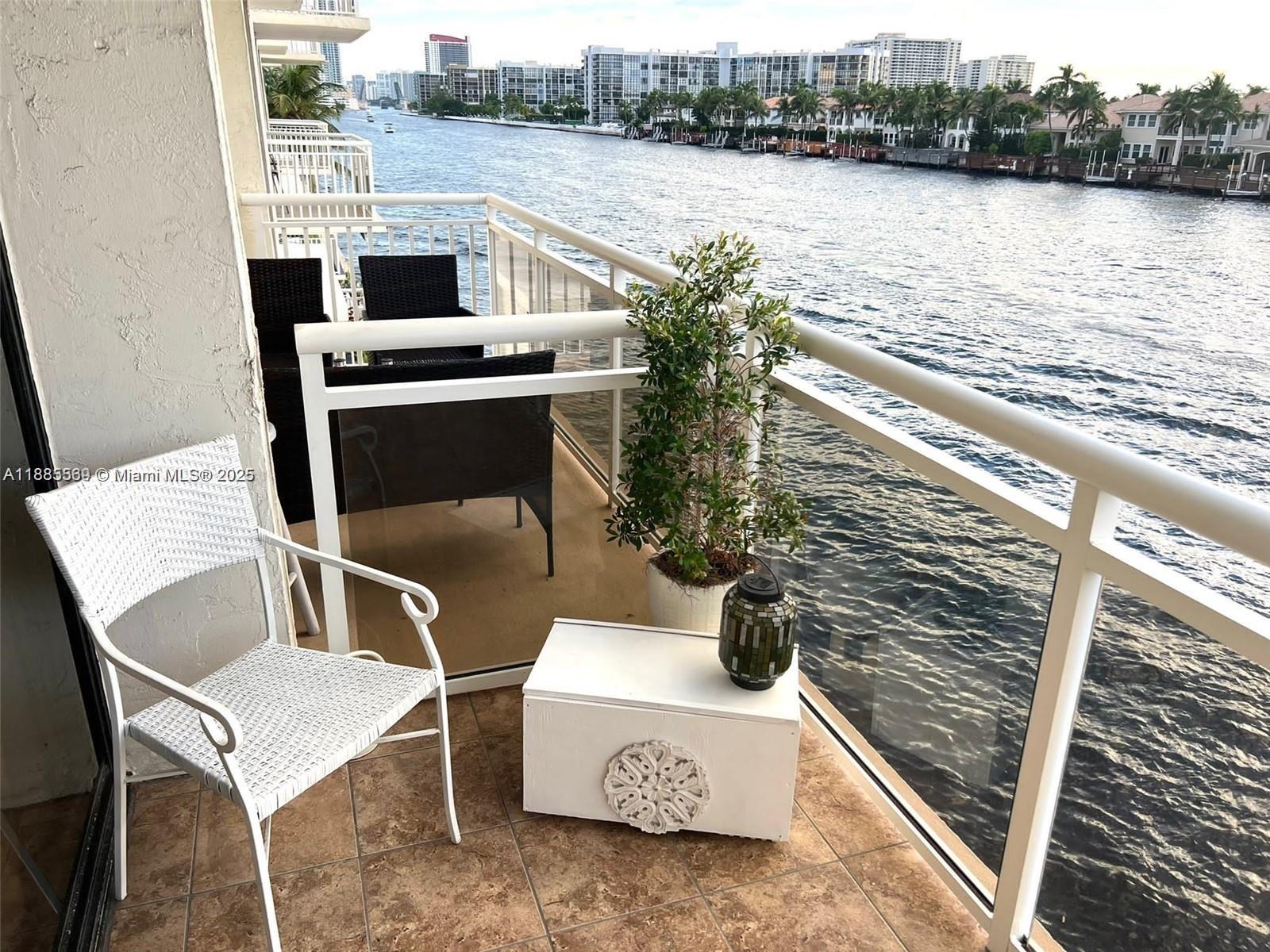 ALLINGTON TOWERS CONDO - Residential