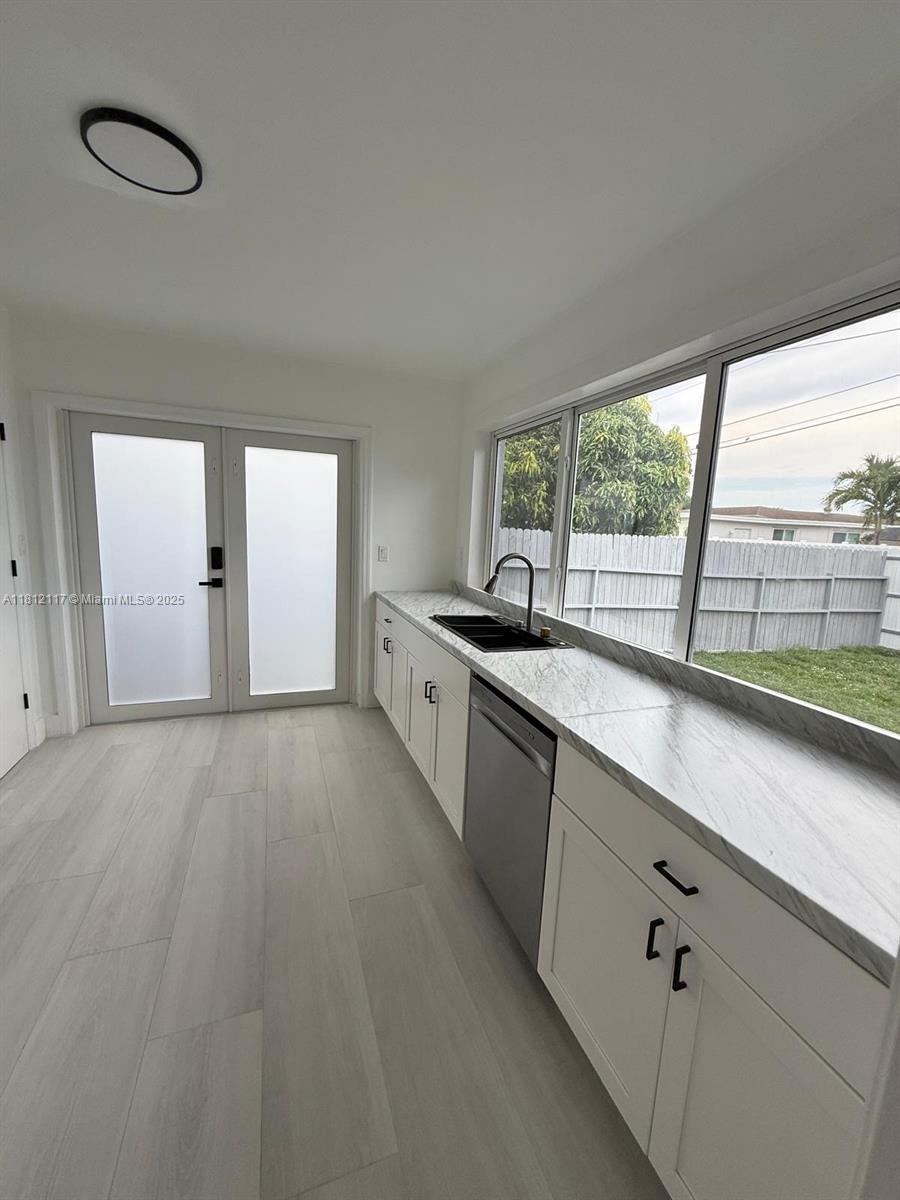 Rental Property at 651 N 73rd Ave 2, Hollywood, Broward County, Florida - Bedrooms: 3 
Bathrooms: 2  - $2,500 MO.