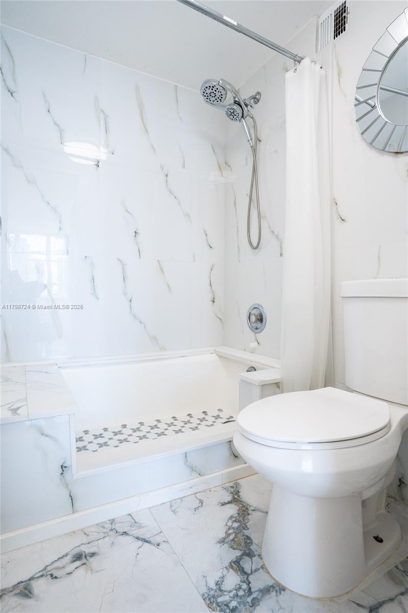 OLYMPUS CONDO PHASE - Residential