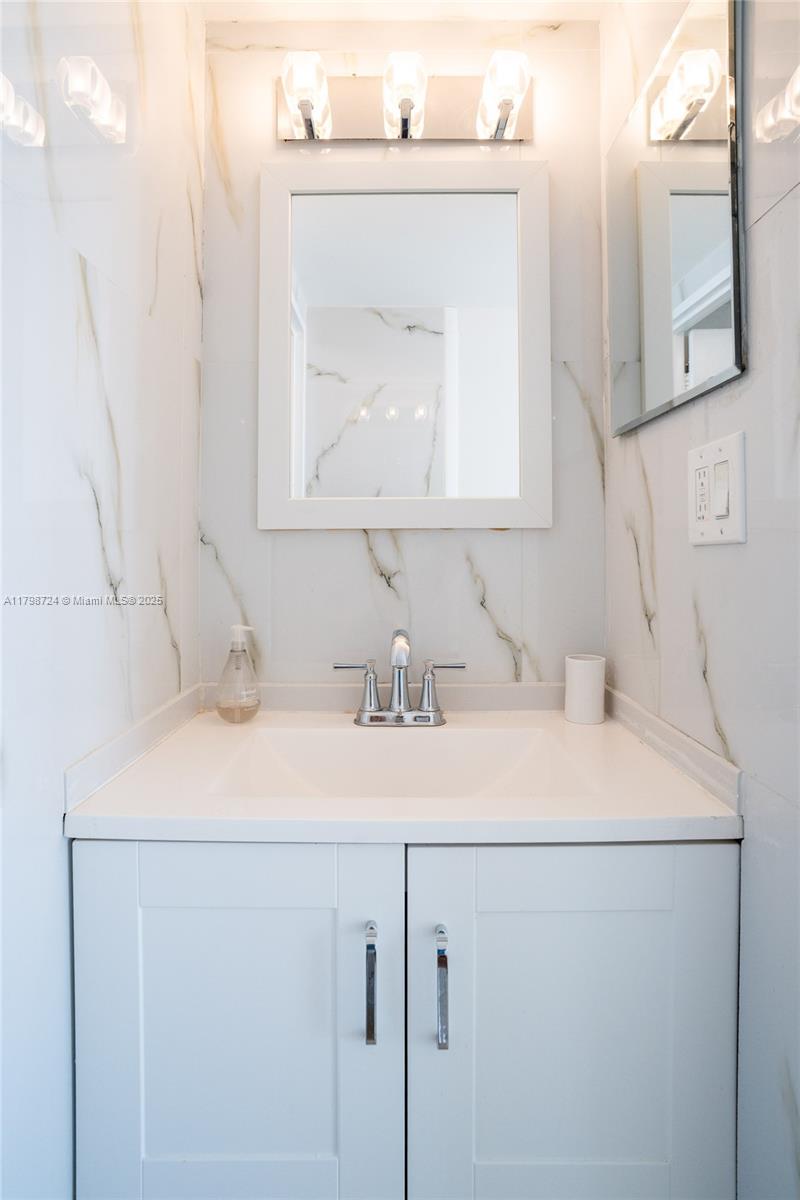 OLYMPUS CONDO PHASE - Residential