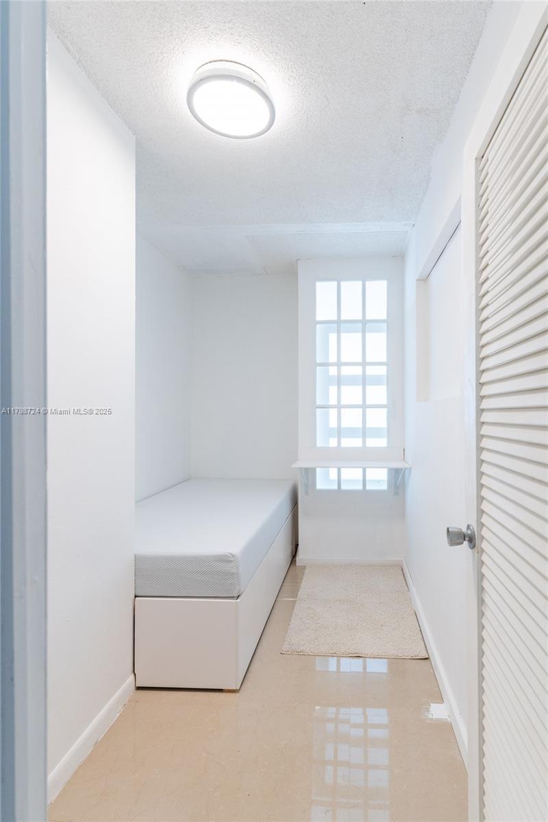 OLYMPUS CONDO PHASE - Residential