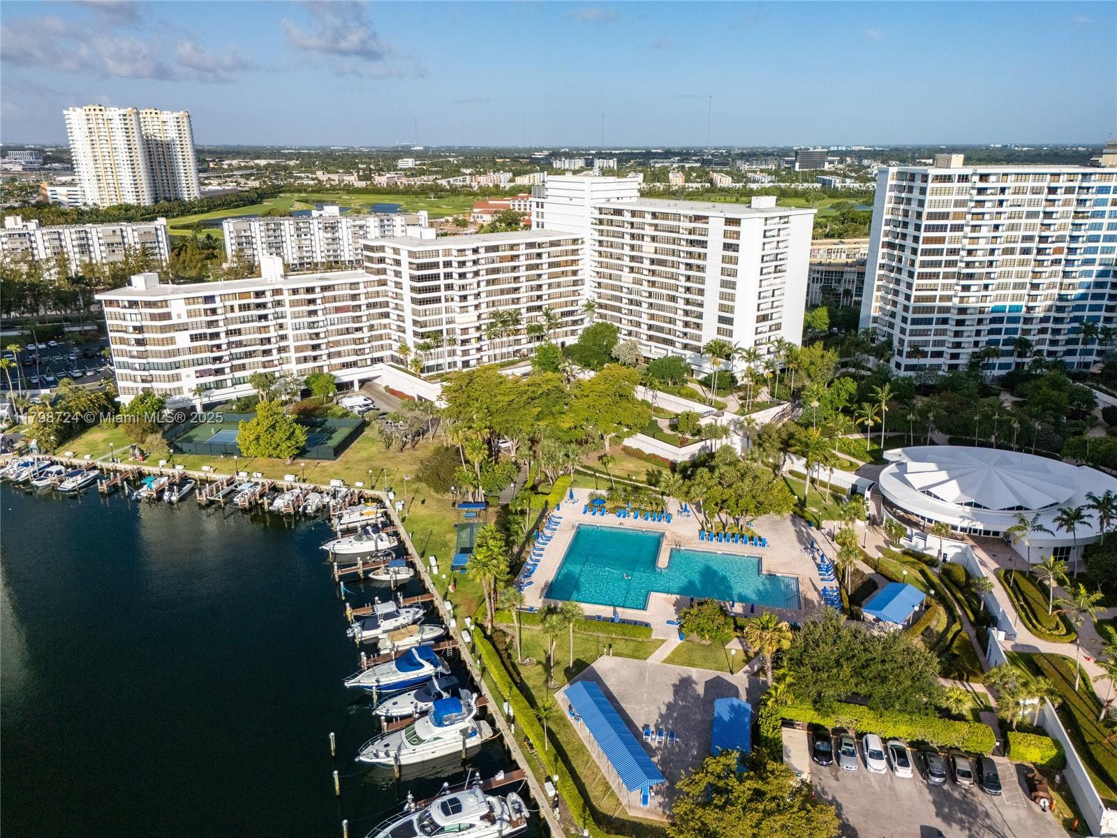 OLYMPUS CONDO PHASE - Residential