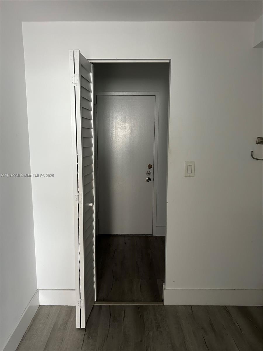 ENVIRON I CONDO 9 - Residential