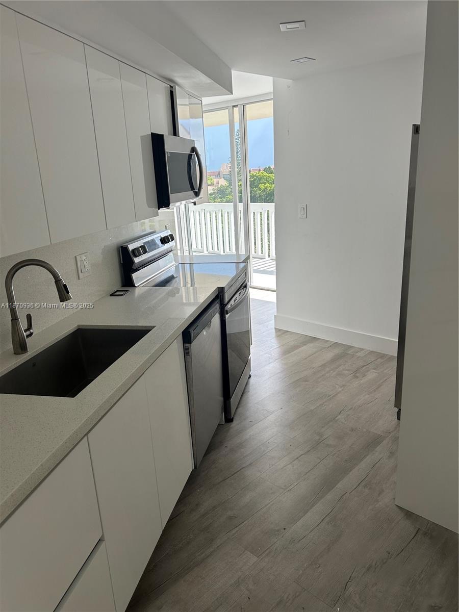 ENVIRON I CONDO 9 - Residential