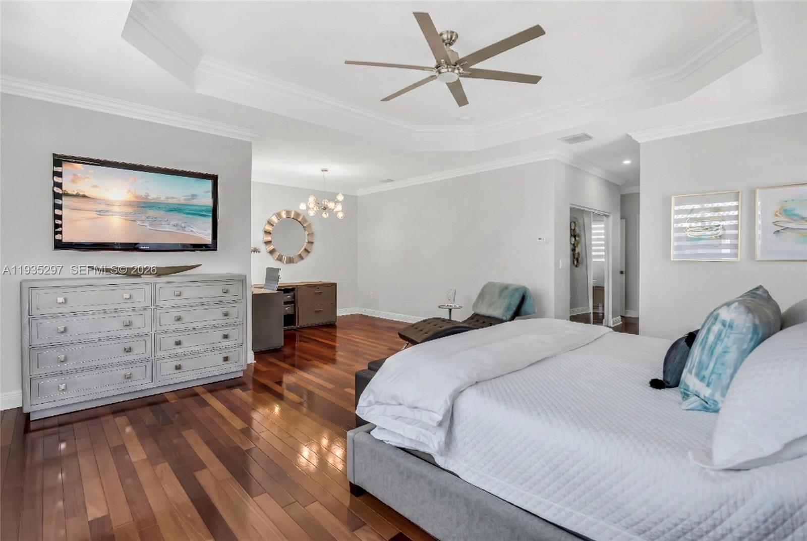 SUNSET LAKES PLAT THREE - Residential