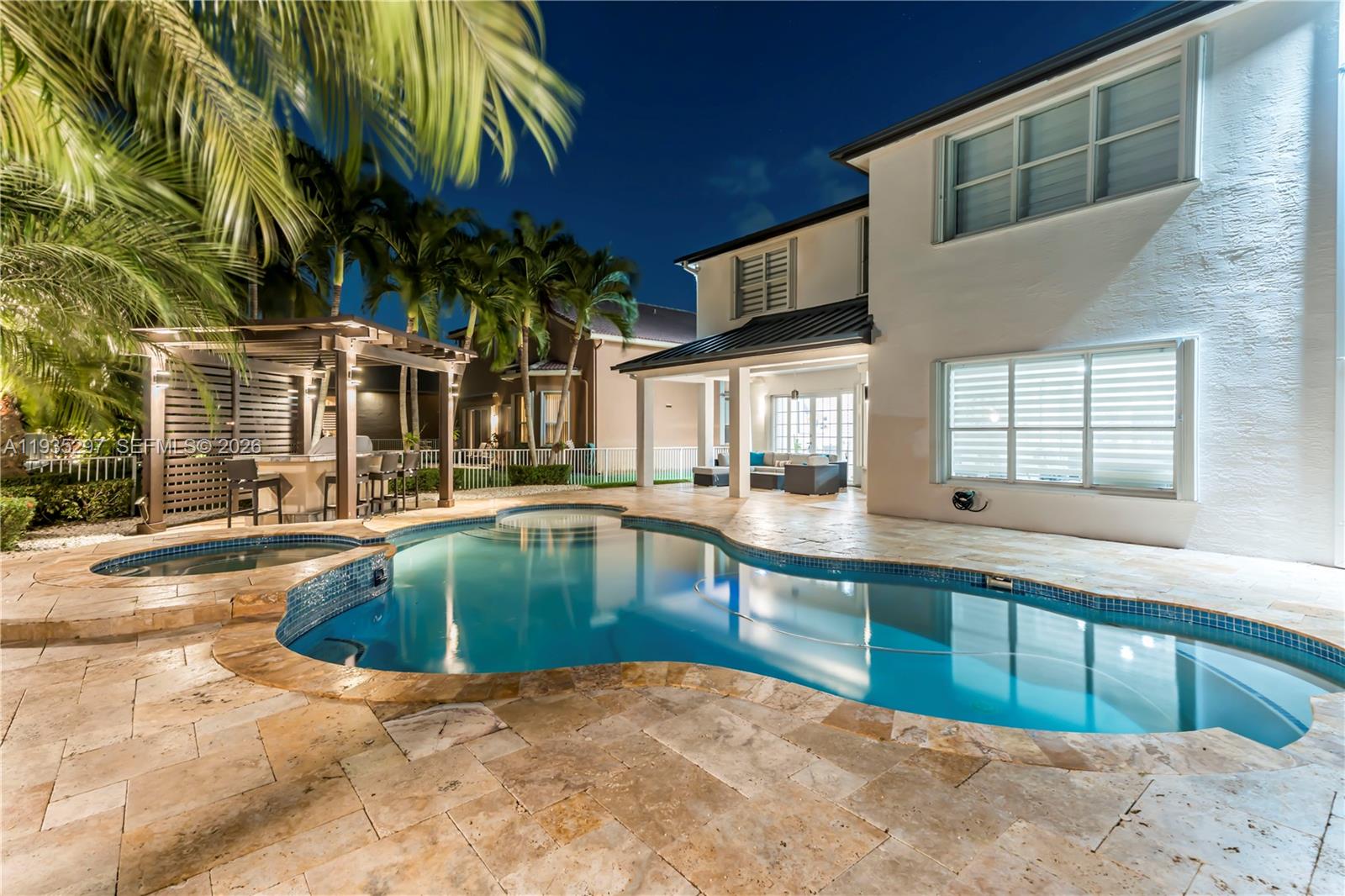 SUNSET LAKES PLAT THREE - Residential