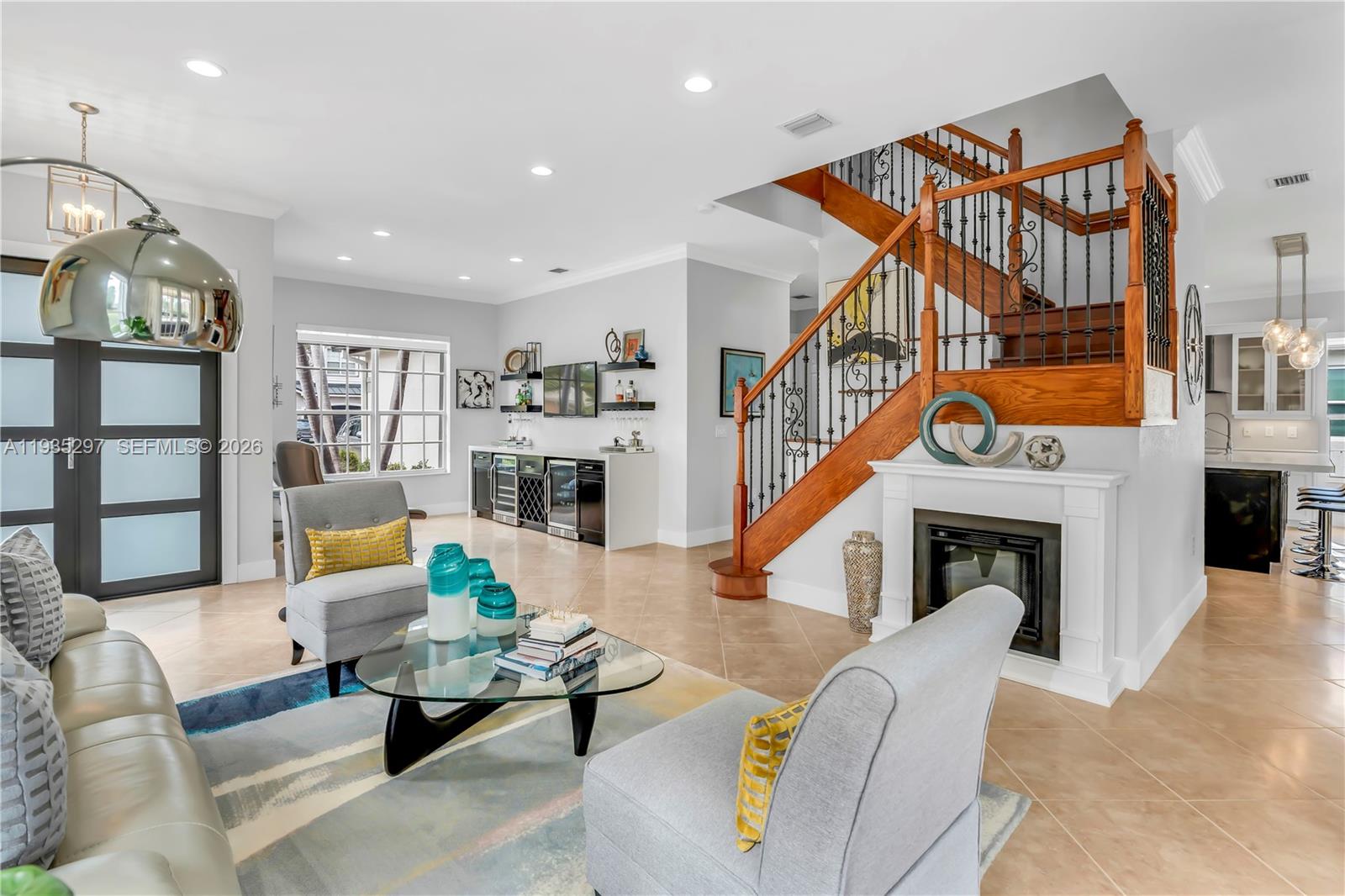 SUNSET LAKES PLAT THREE - Residential