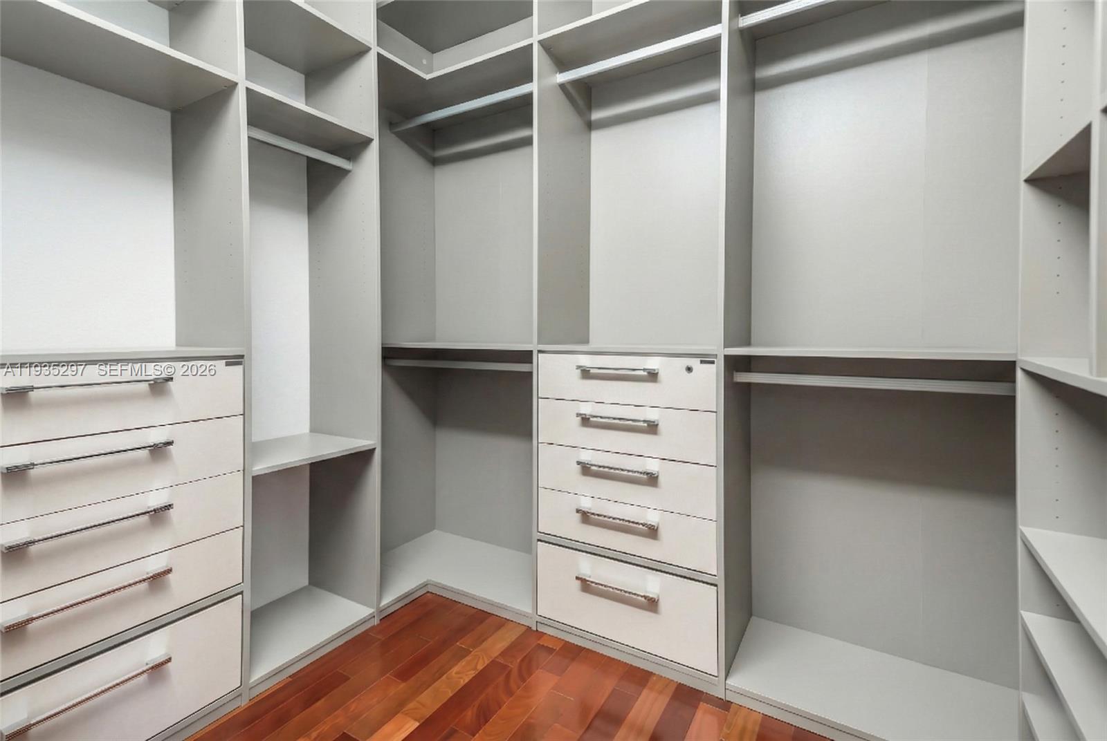 SUNSET LAKES PLAT THREE - Residential