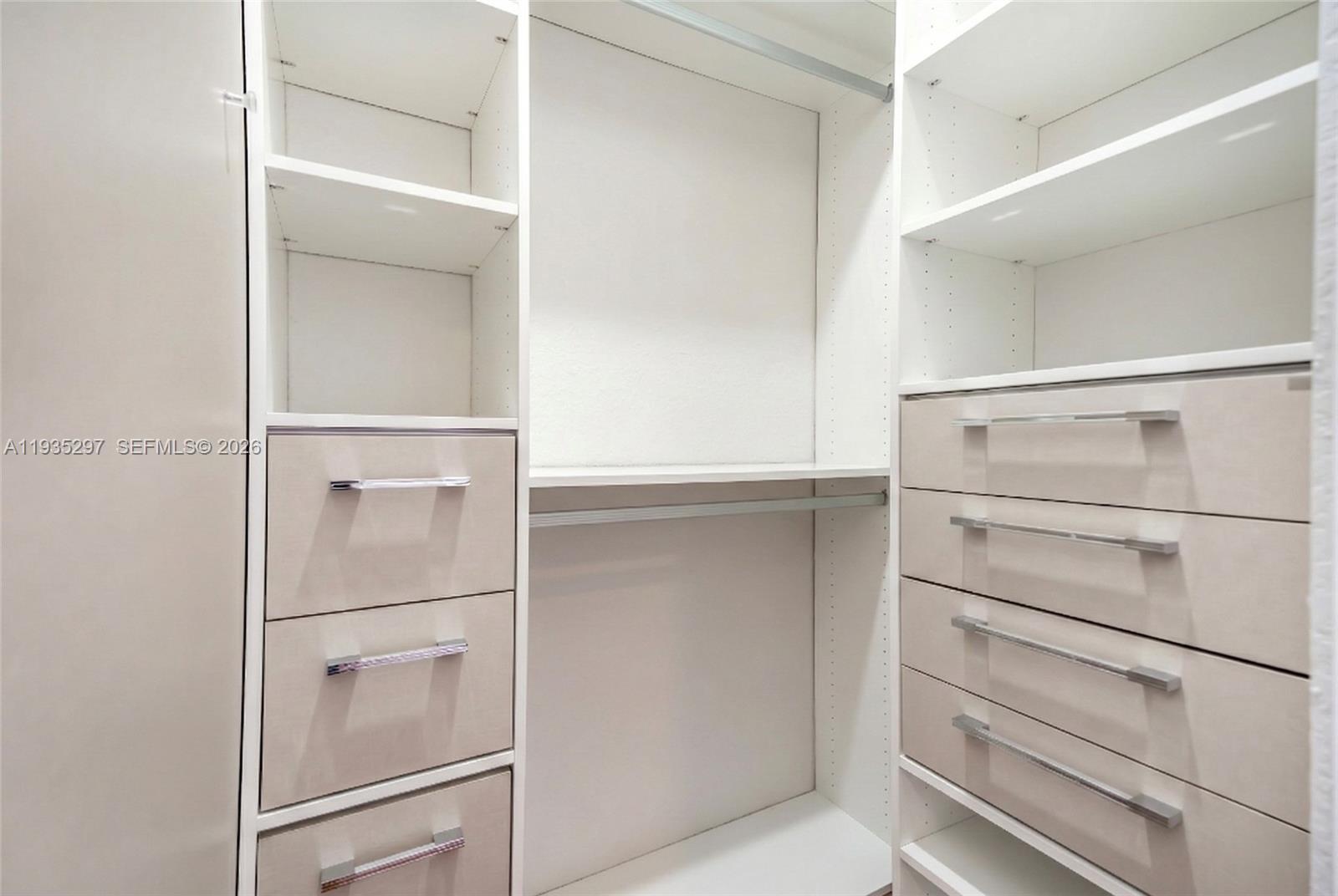 SUNSET LAKES PLAT THREE - Residential