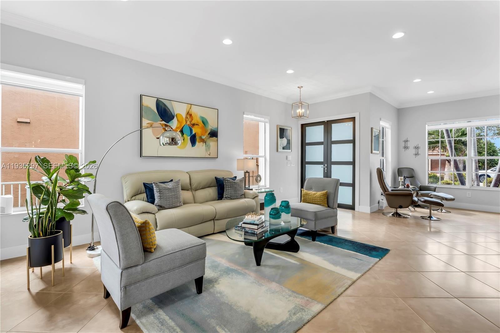 SUNSET LAKES PLAT THREE - Residential