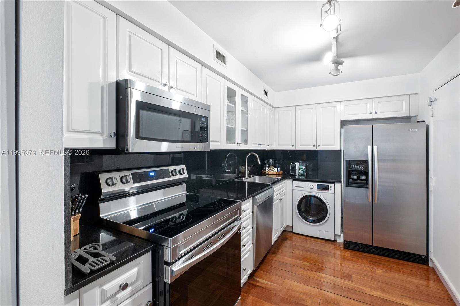 AQUASOL CONDO - Residential Lease