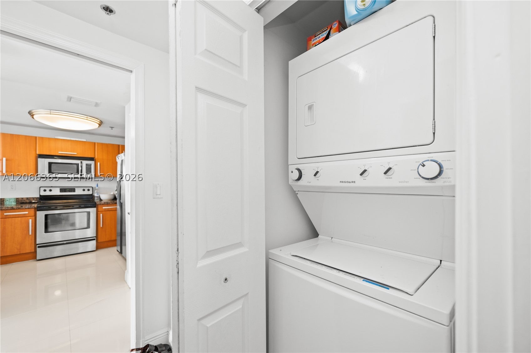 6362 Collins Ave 411