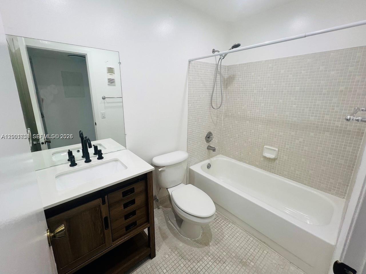 TAMARAC GARDENS CONDOMINI - Residential