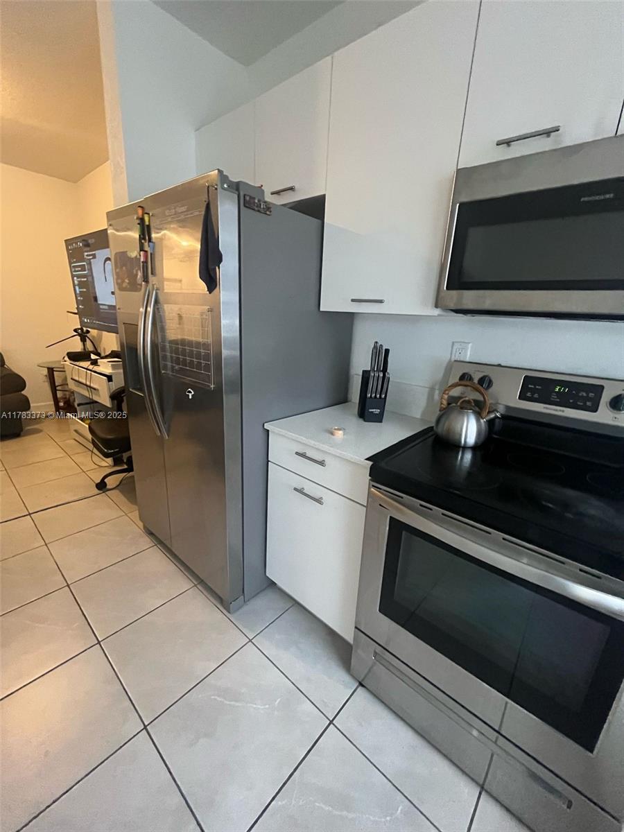 12121 NW 23 court 12121