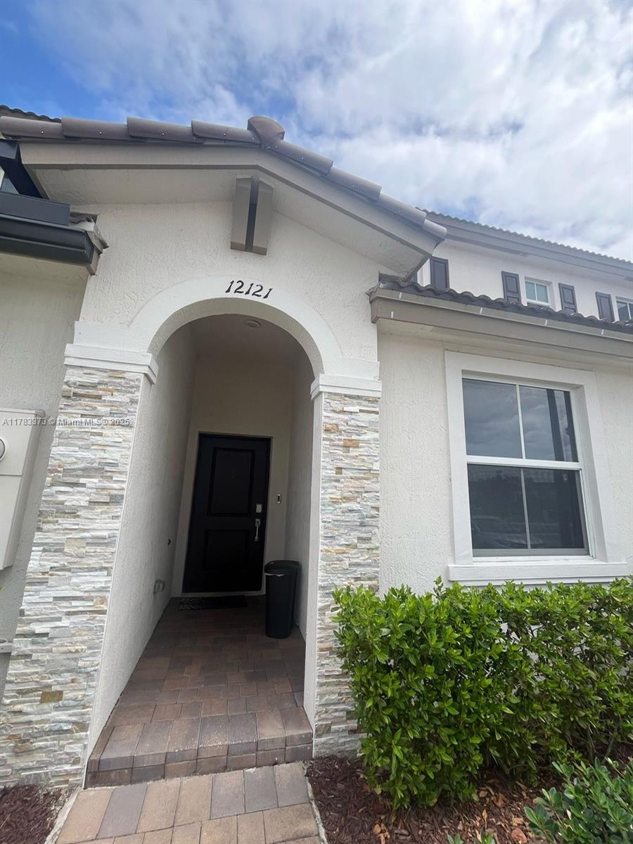 Property for Sale at 12121 Nw 23 Court 12121, Miami, Broward County, Florida - Bedrooms: 3 
Bathrooms: 3  - $497,000