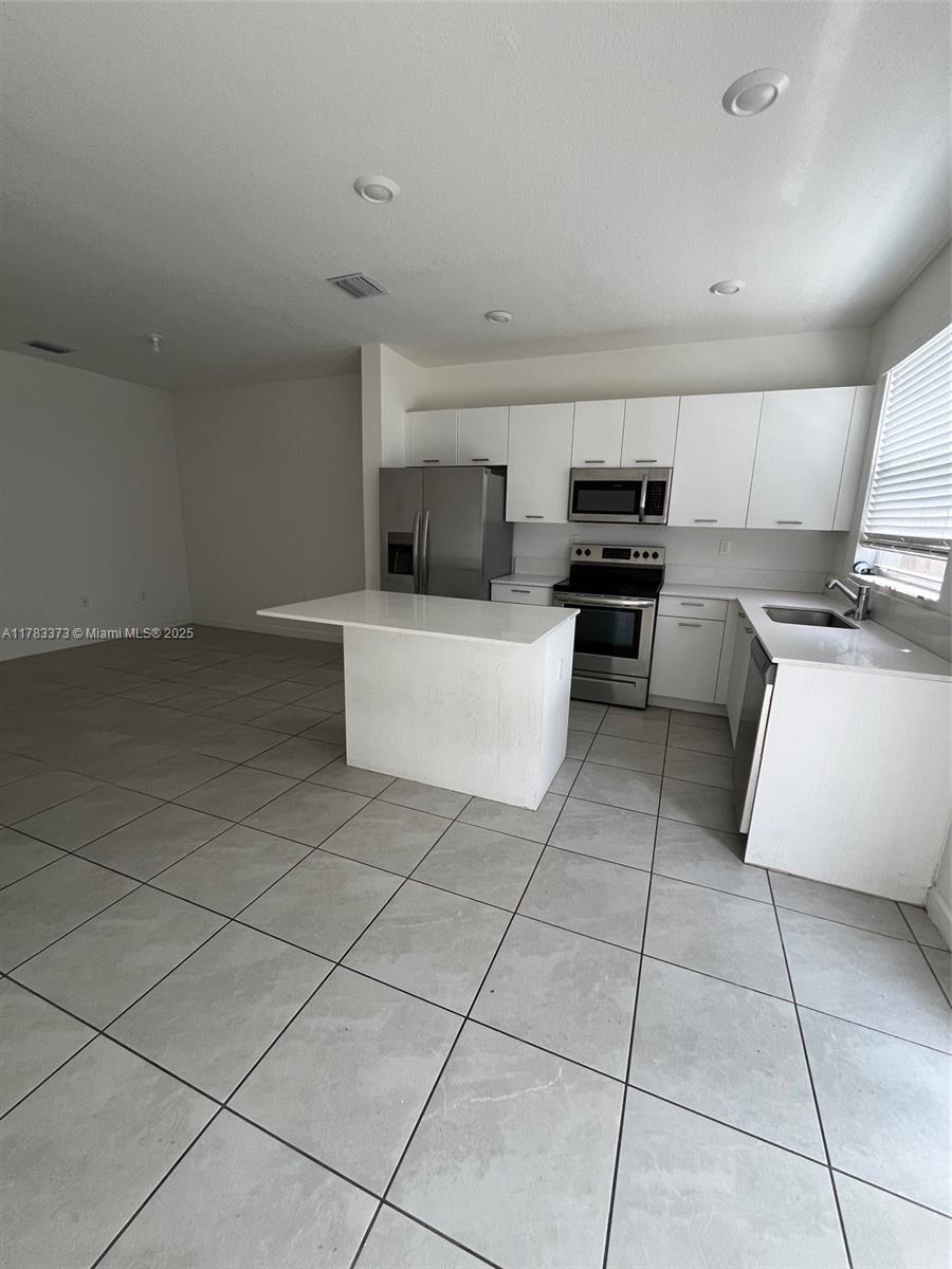 12121 NW 23 court 12121