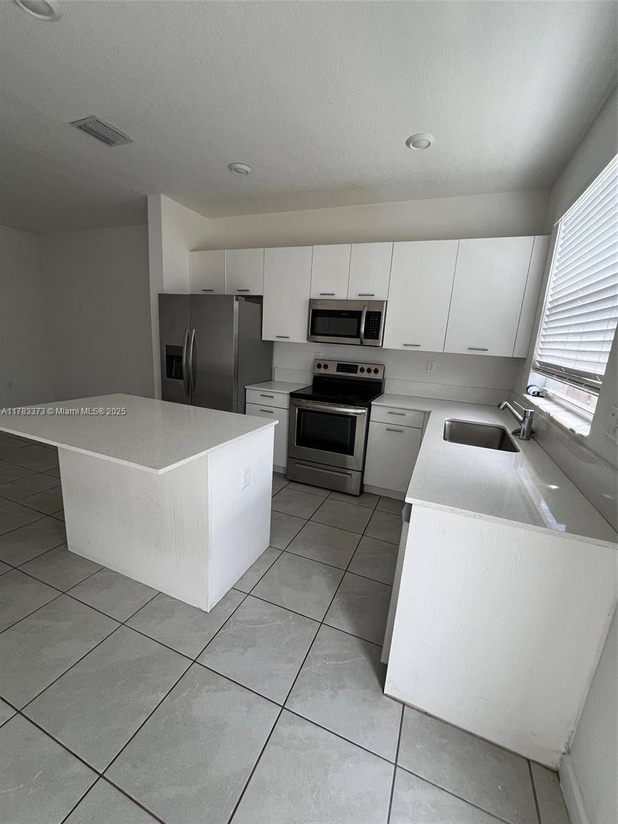 WESTVIEW NORTH - Residential