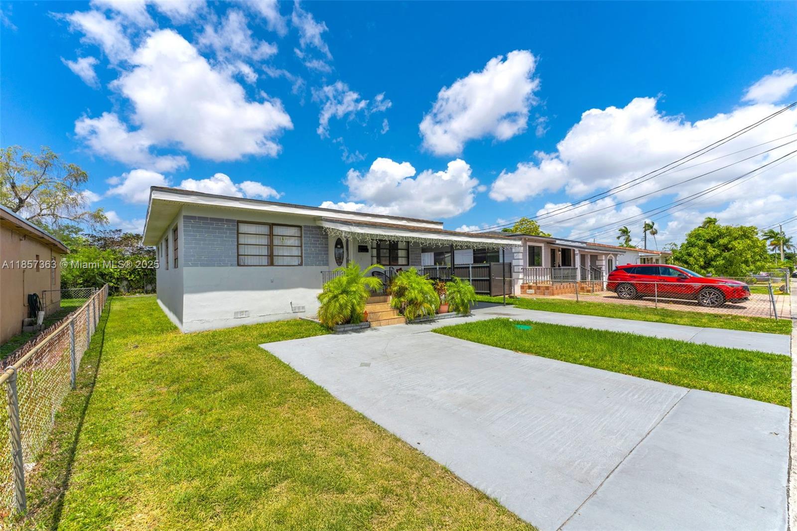 Great single family home in the highly sought-after Westchester neighborhood right off of Bird and Galloway! This property features spacious living areas and a recently updated kitchen, Updated PVC plumbing and electrical, plus an attached 1 bed / 1 bath in-law quarters with private entry—perfect for extended family or rental income. Located near top-rated schools, shopping, dining, and major highways. Incredible opportunity in a prime location!