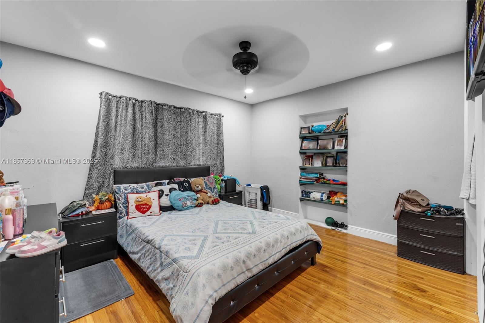 BIRD RD HIGHLANDS - Residential