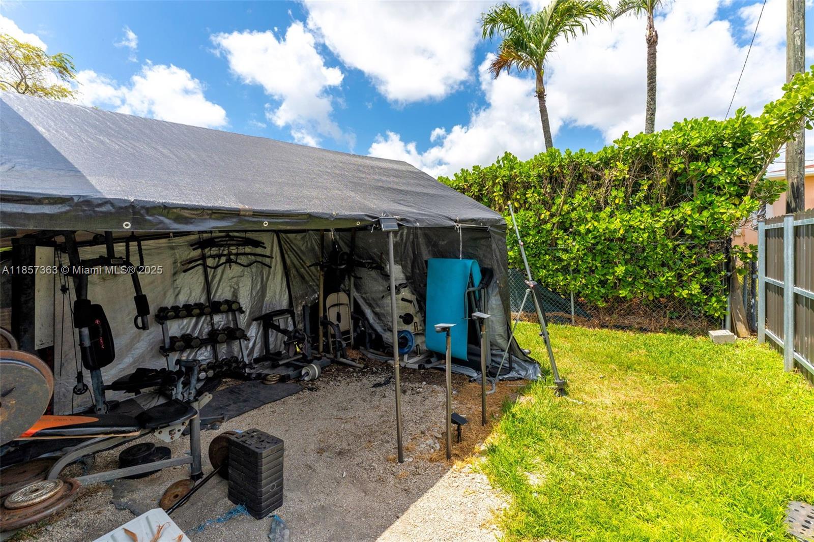 BIRD RD HIGHLANDS - Residential