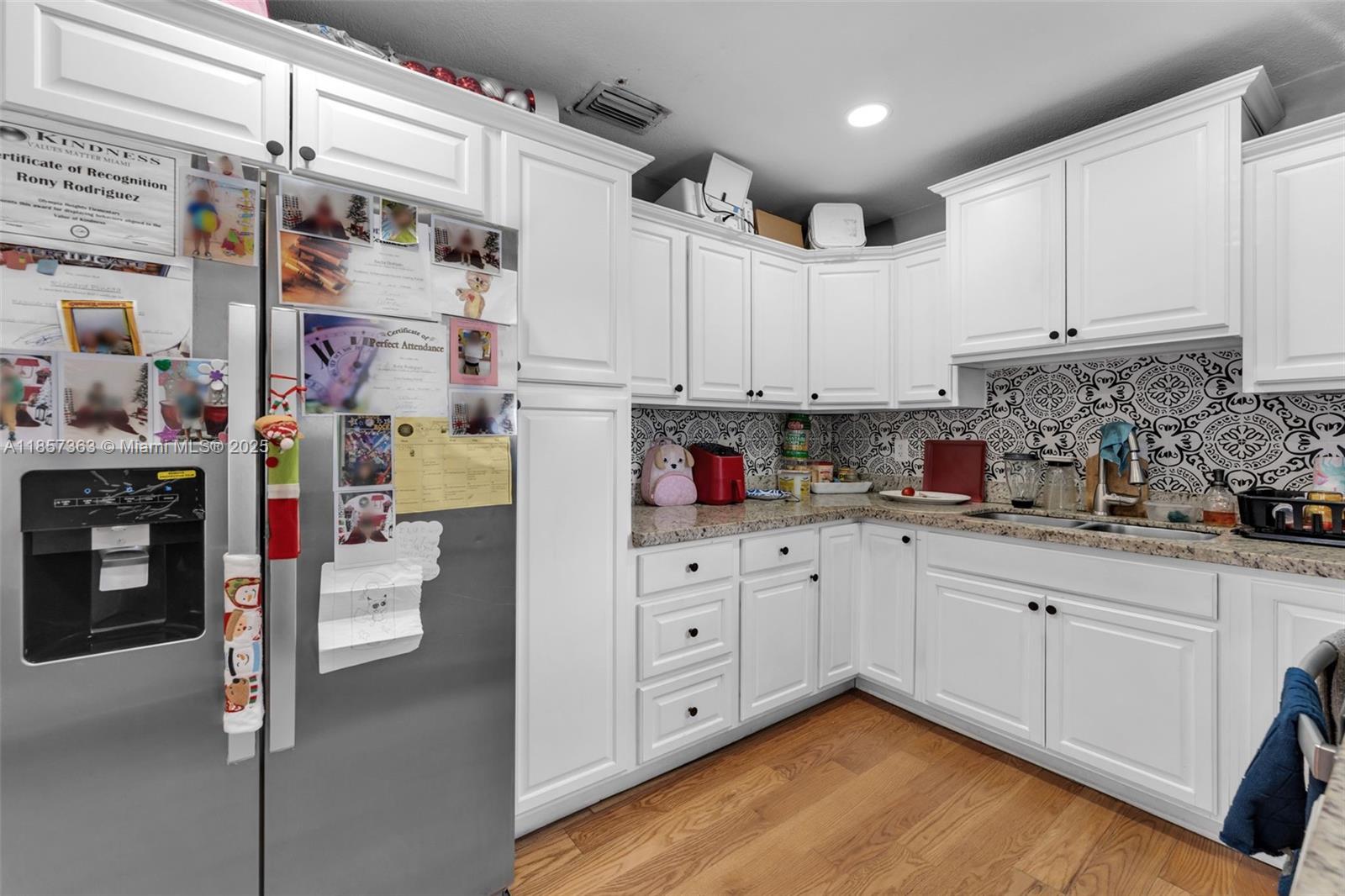 BIRD RD HIGHLANDS - Residential