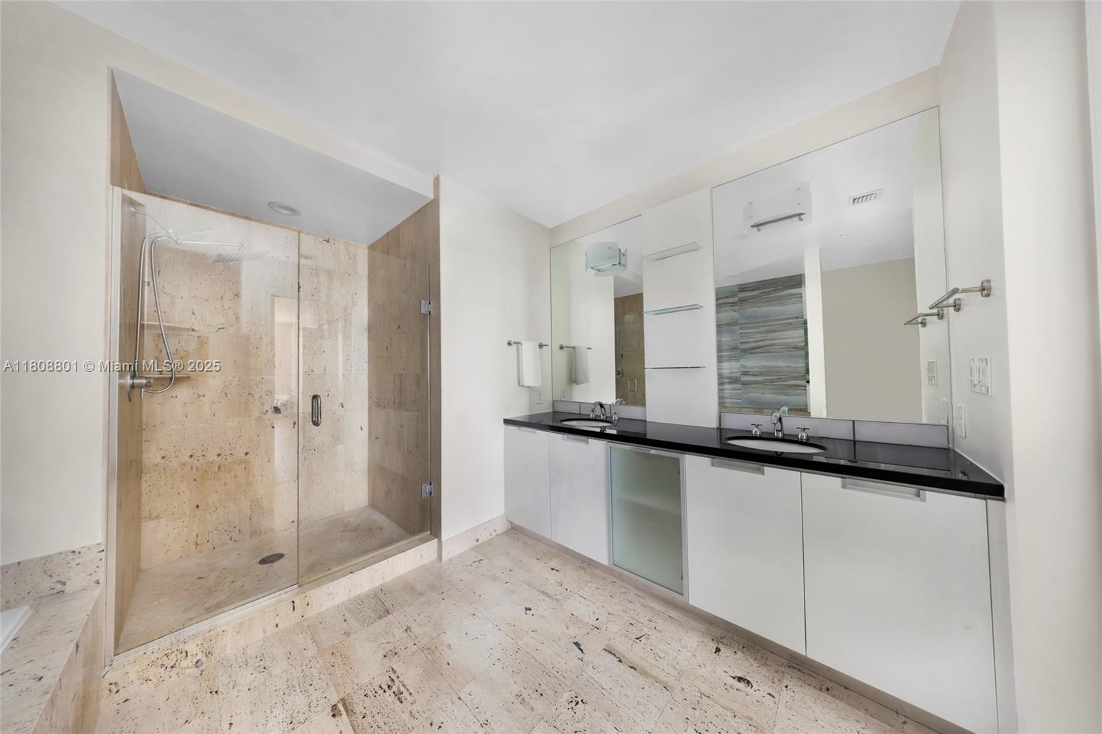 THE LEXI CONDO - Residential Lease