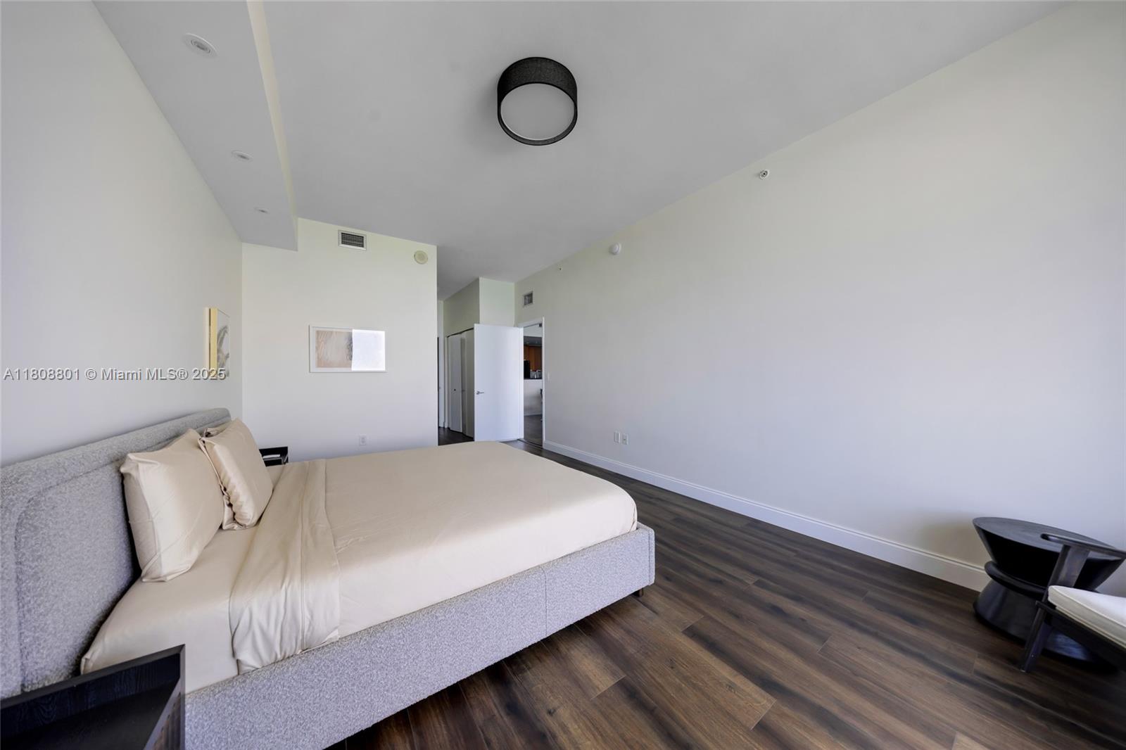 THE LEXI CONDO - Residential Lease