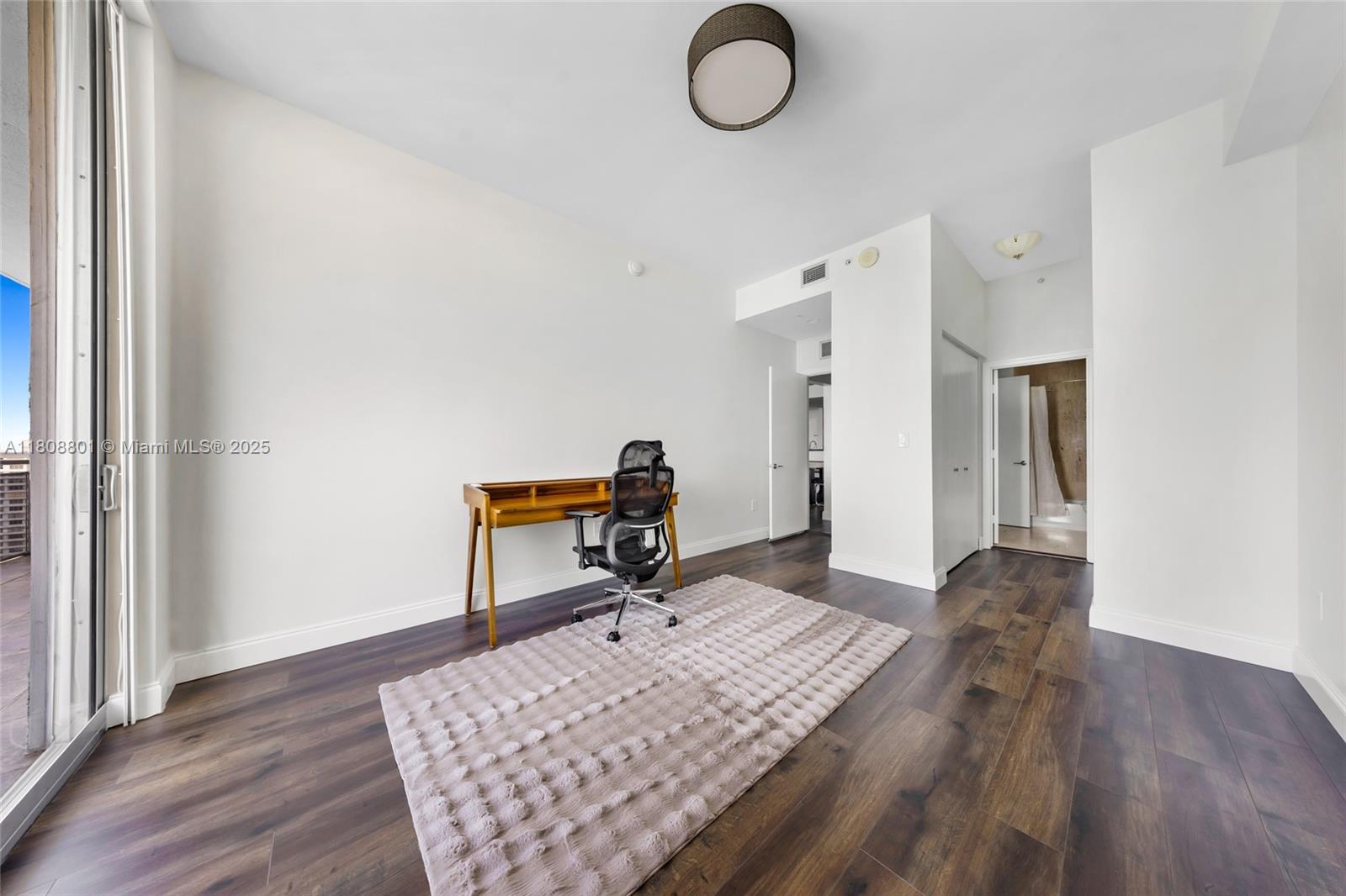 THE LEXI CONDO - Residential Lease