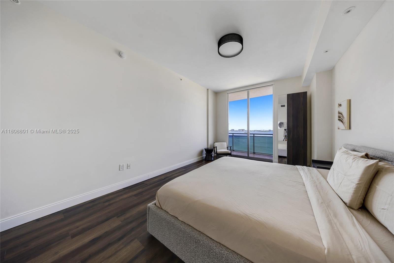 THE LEXI CONDO - Residential Lease