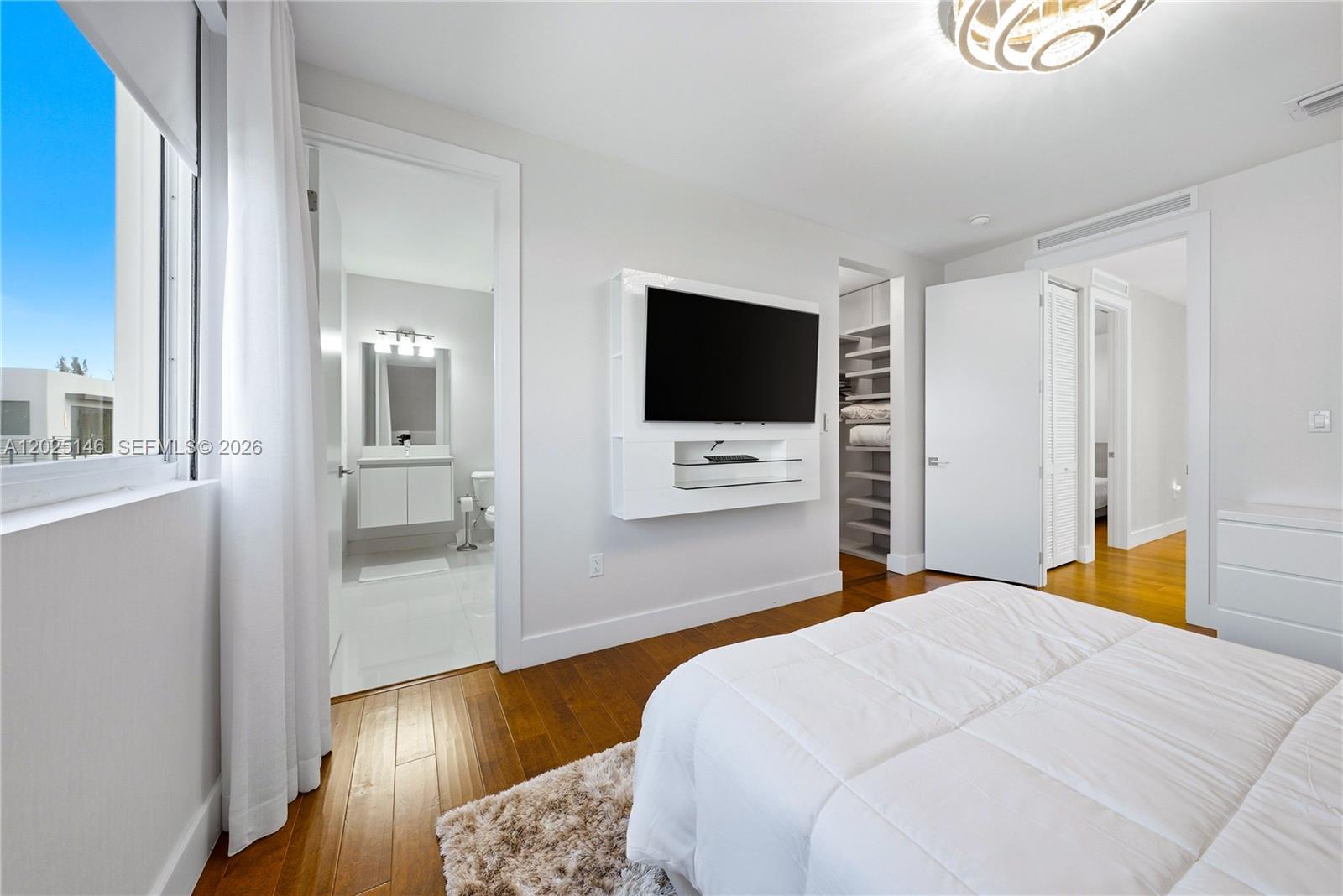 DORAL COMMONS RESIDENTIAL - Residential