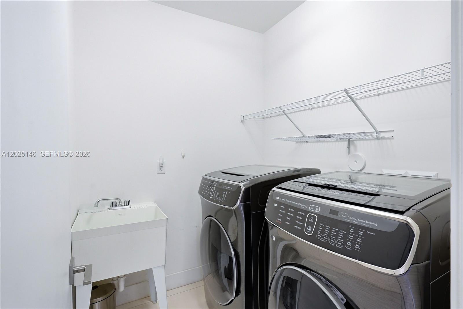 DORAL COMMONS RESIDENTIAL - Residential