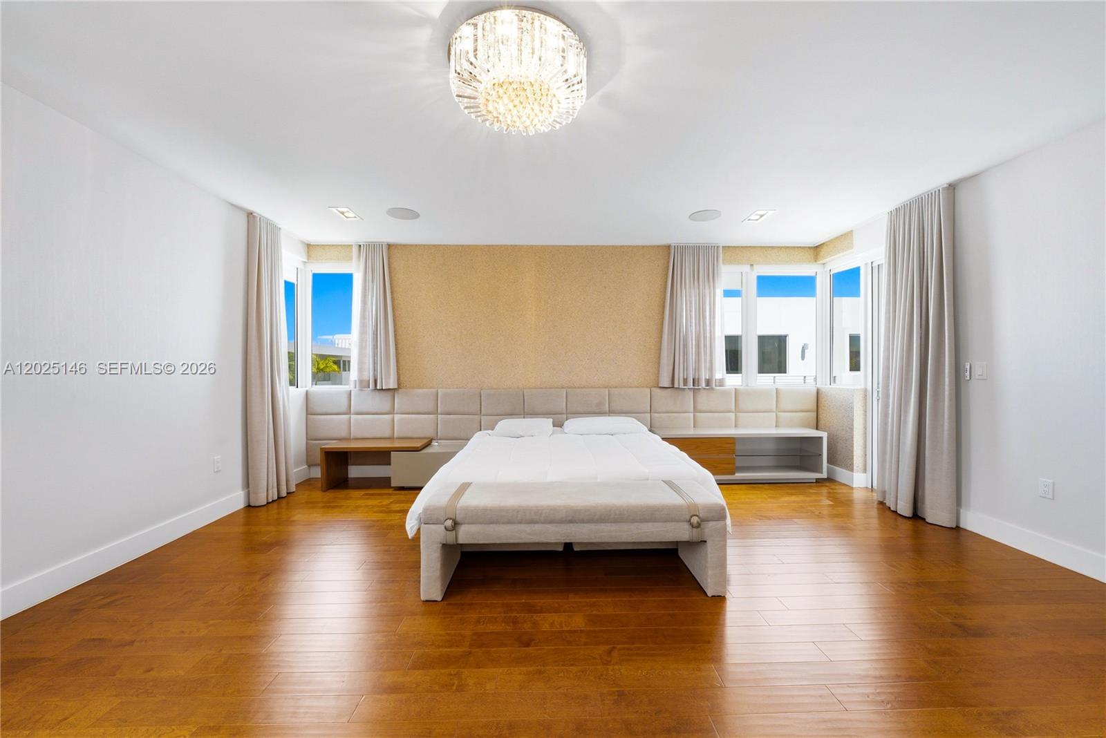 DORAL COMMONS RESIDENTIAL - Residential