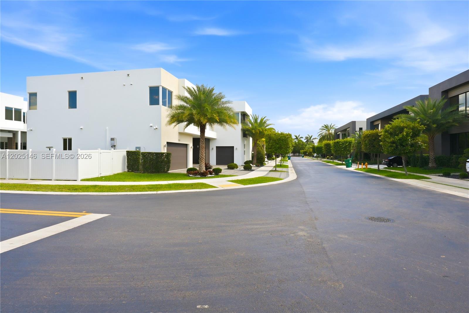 DORAL COMMONS RESIDENTIAL - Residential
