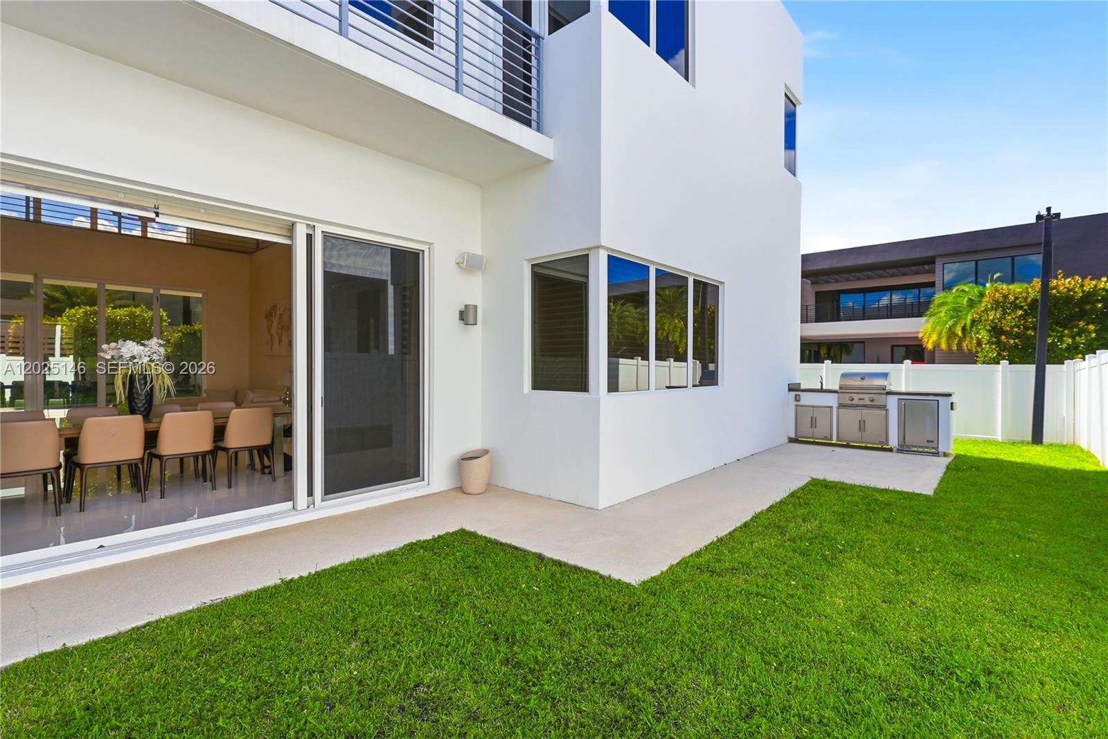 DORAL COMMONS RESIDENTIAL - Residential