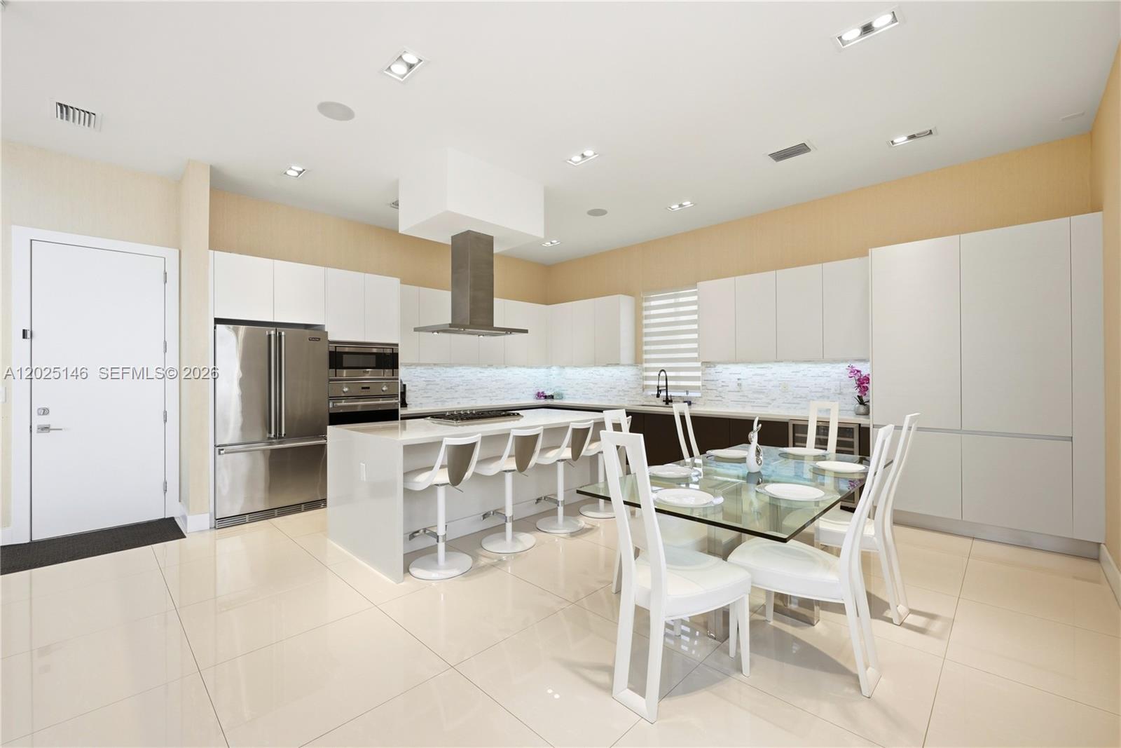 DORAL COMMONS RESIDENTIAL - Residential