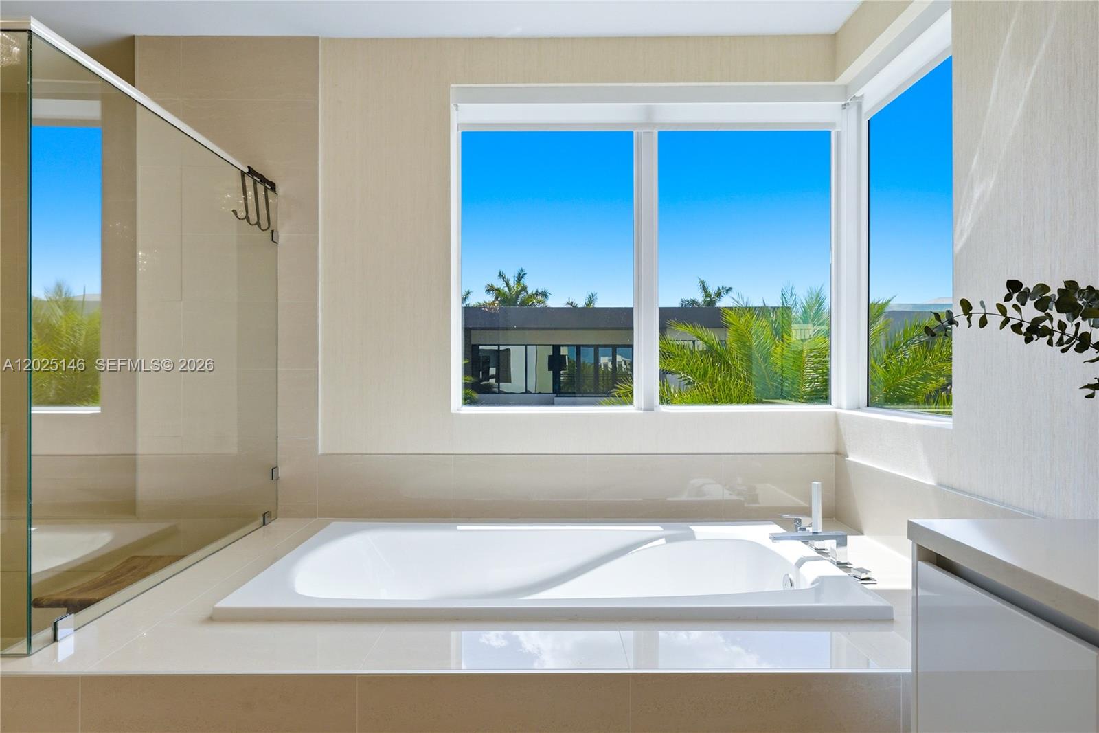 DORAL COMMONS RESIDENTIAL - Residential