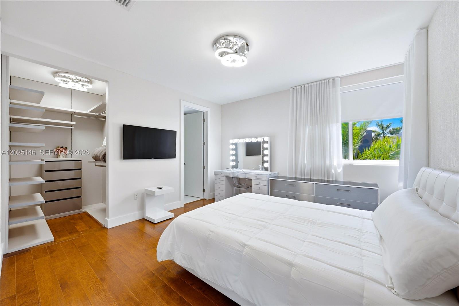 DORAL COMMONS RESIDENTIAL - Residential