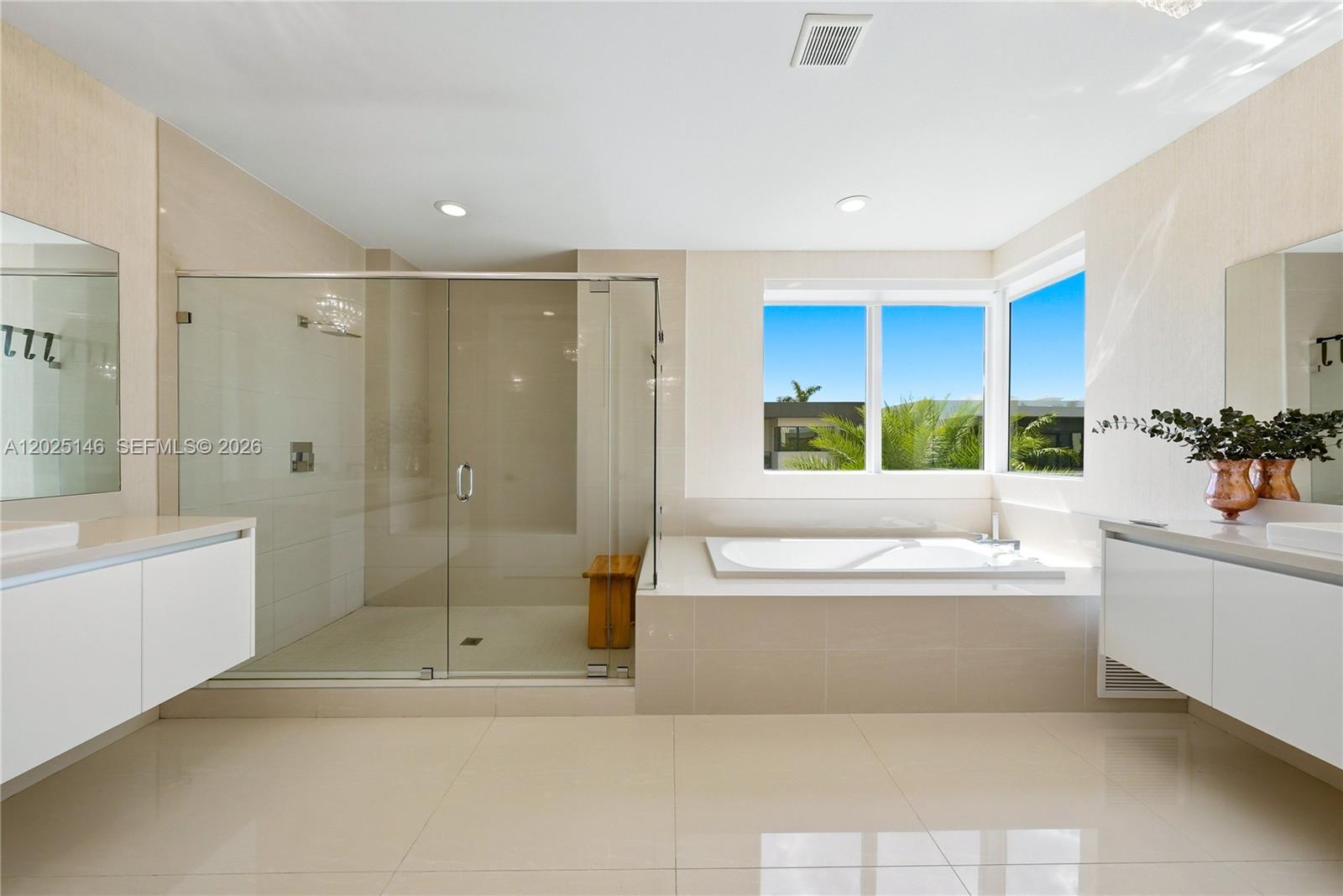 DORAL COMMONS RESIDENTIAL - Residential